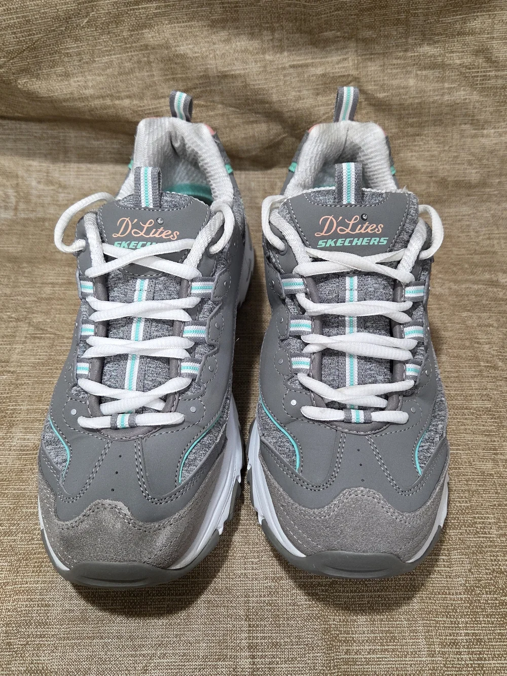 Skechers D'Lites Sparkling Rain sneakers in Gray Womens 9.5 - Picture 4 of 10